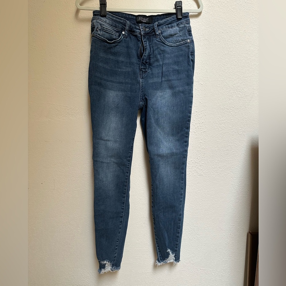 Judy Blue Dark Blue Distressed Jeans